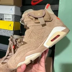 Jordan | Shoes | Jordan 6 Travis Scott Size 75 Bin 40 | Poshmark display picture 1